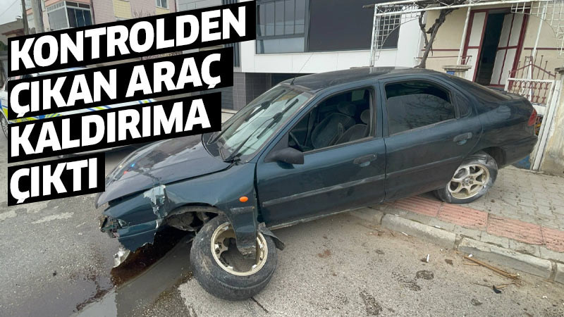 Karaman’da kontrolden çıkan otomobil kaldırıma çıktı